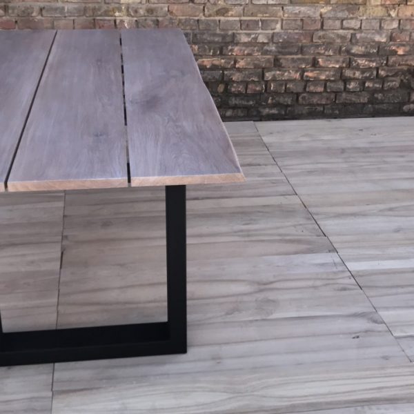 table-3-oak-12 Stół z 3 desek z metalowymi nóżkami