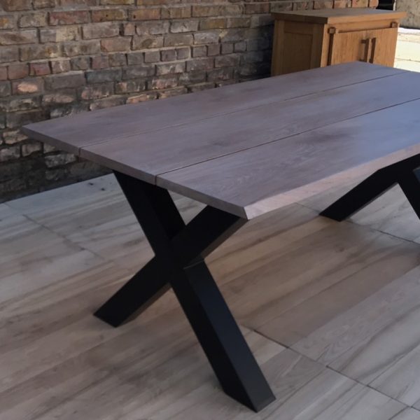 table3-oak-5 Stół z 3 desek z metalowymi nóżkami