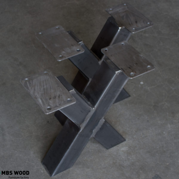 IMG_6025 produkcja metalowych nóżek do niepowlekanych stołów